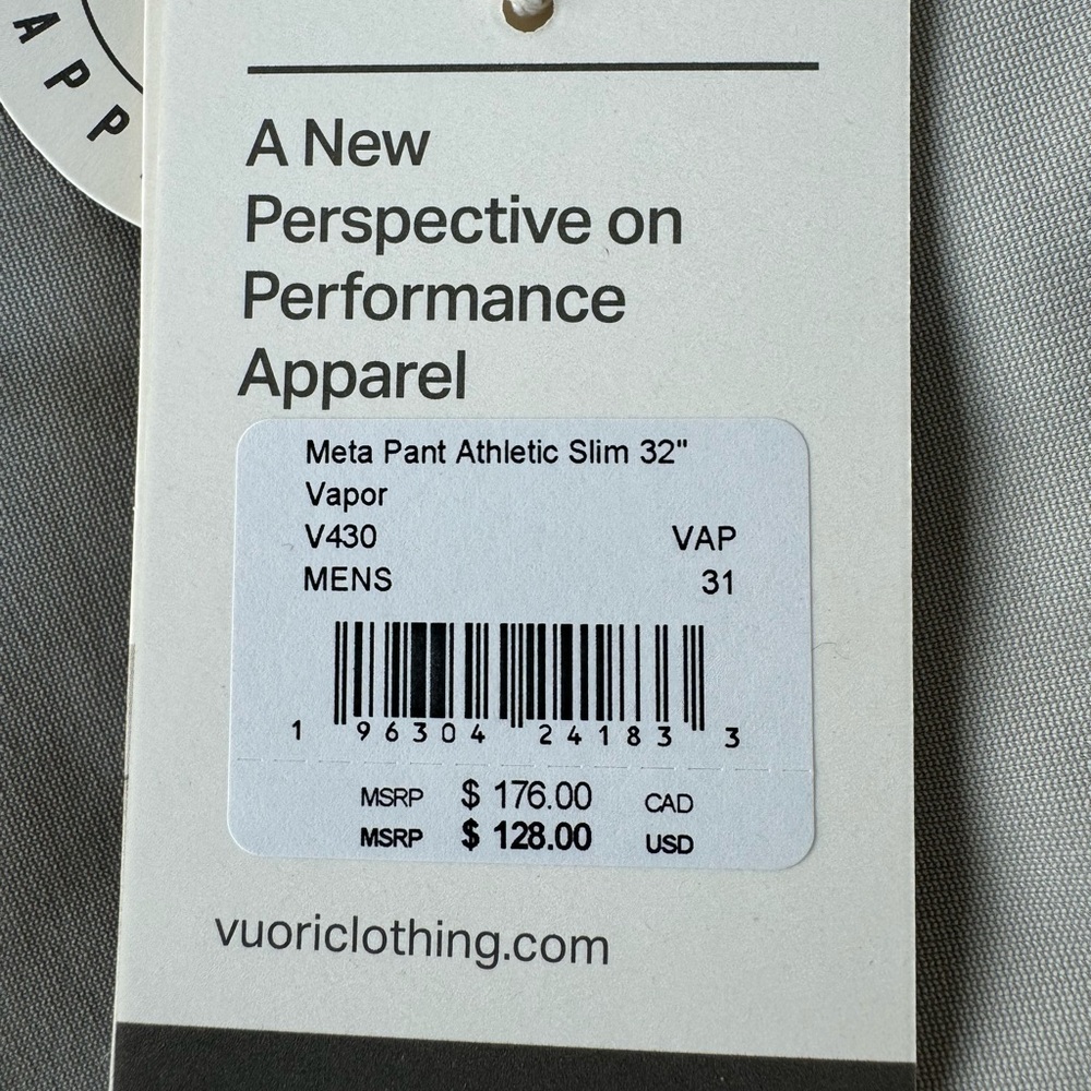 Vuori Meta Pant in Vapor Gray